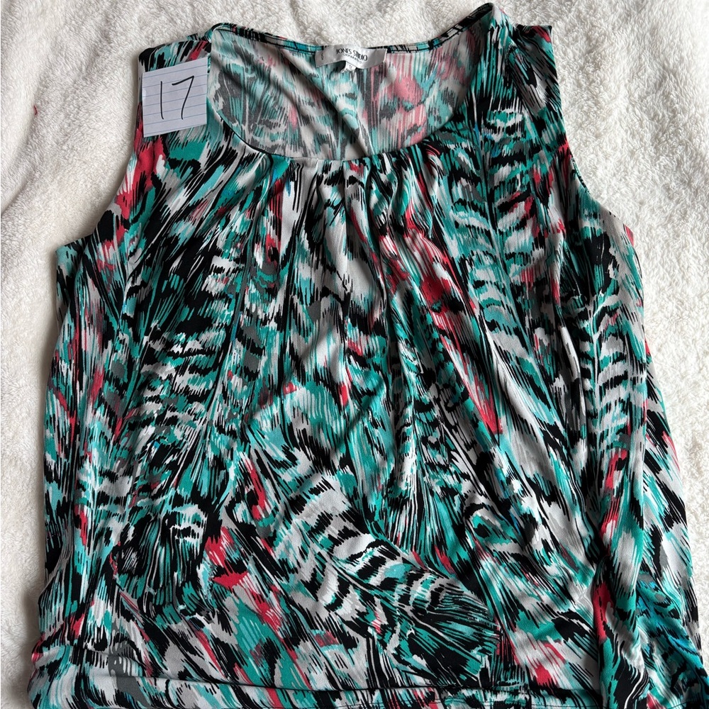 Jones Studio Turquoise, Black & Pink Printed Pleated Sleeveless Camisole